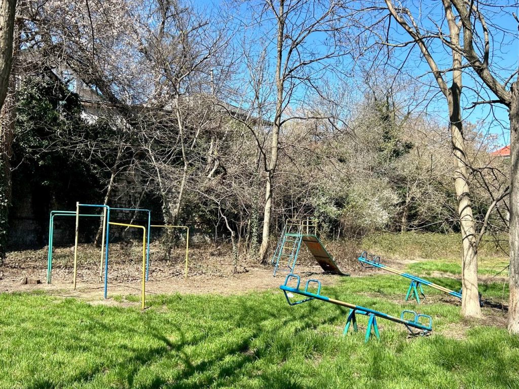 АО «Севастопольстройпроект»: весь в исках и контрактах