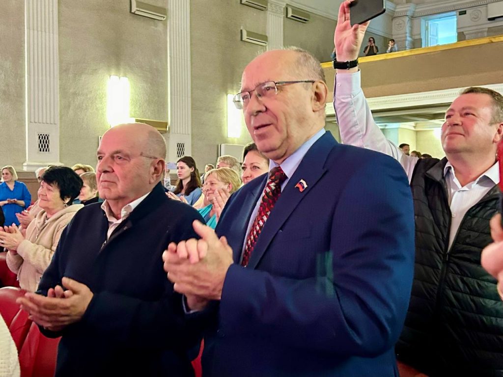 Мелодии родного города: в Севастополе прошел концерт композитора Якова Машарского