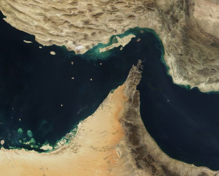 Иран предложил США открыть Ормузский пролив, закончить войну и отложить переговоры по ядерной программе