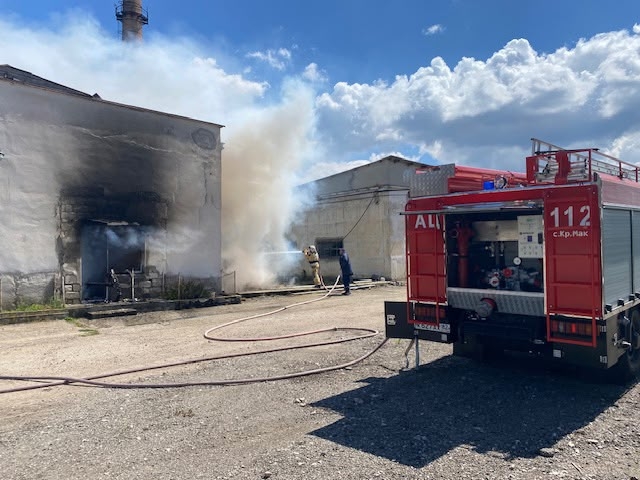 Спасатели ликвидировали возгорание на 80 кв. м в Бахчисарайском районе