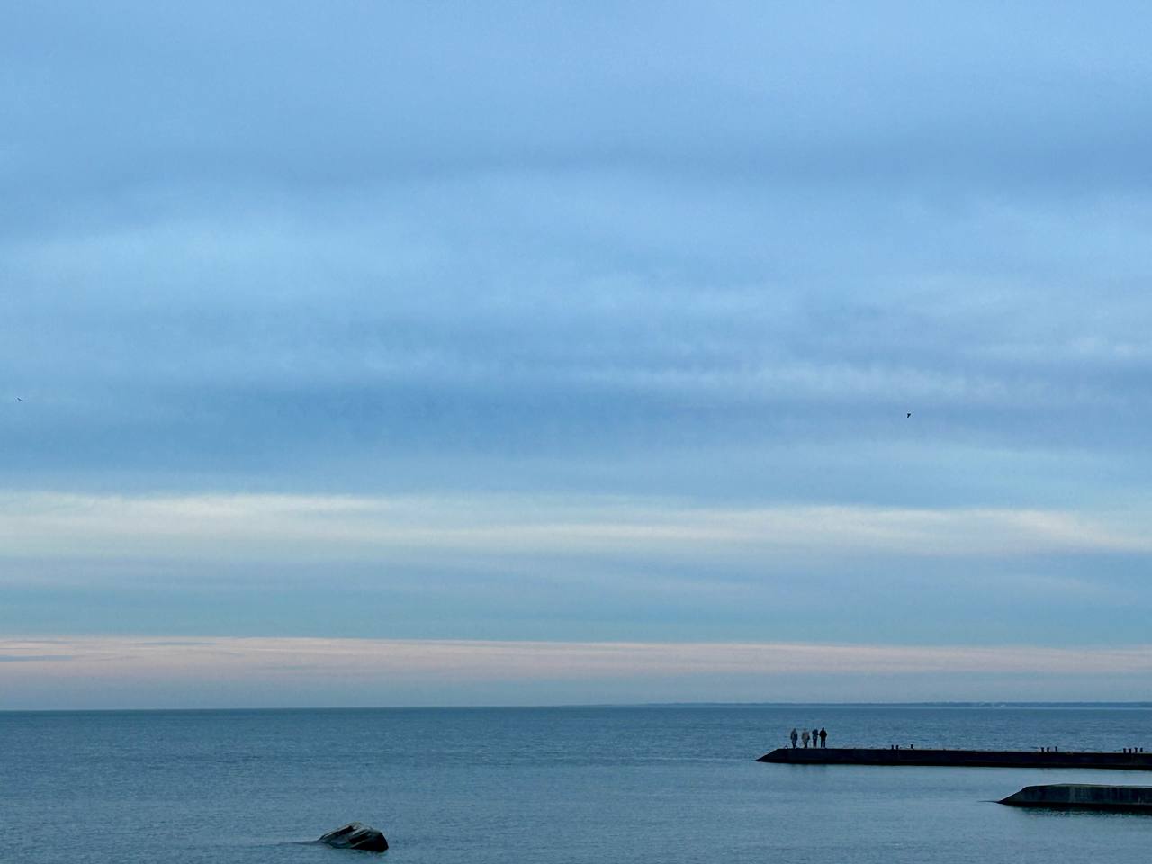 В двух районах Севастополя сбиты еще три воздушных цели