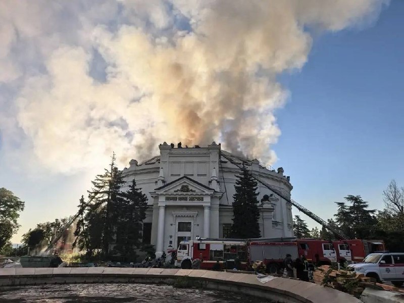 «Шедевр Франца Рубо почти уничтожен»: в Севастополе БПЛА попал в здание Панорамы