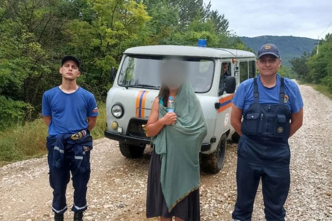 На перевале в Бахчисарайском районе Крыма заблудилась девушка