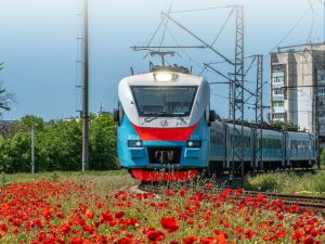 В Крыму с 15 июля назначены дополнительные остановки для пригородных поездов