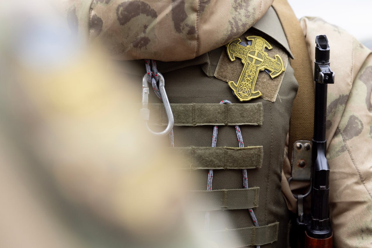 В Крыму ФСБ задержала мужчину за призывы к уничтожению российских военных
