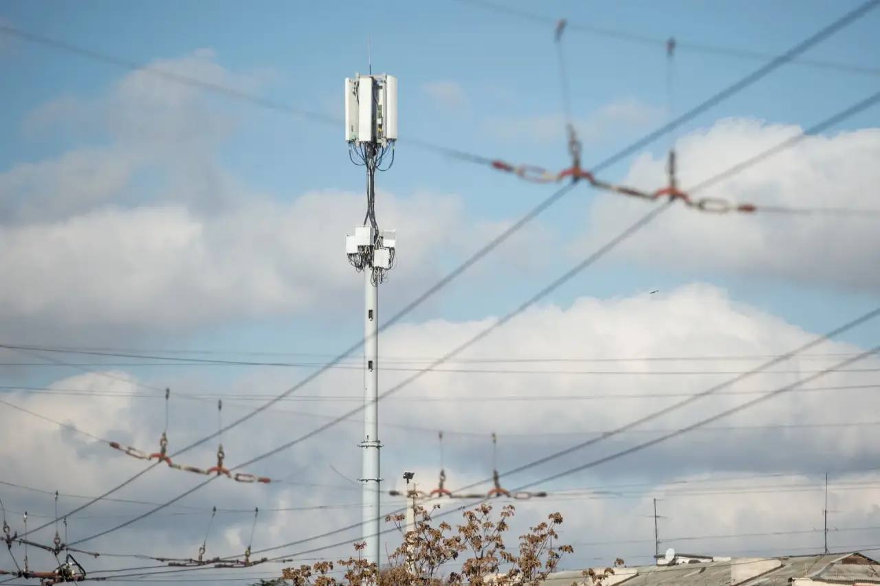 В четырех районах Крыма запущен аварийный роуминг из-за перебоев в работе мобильной связи