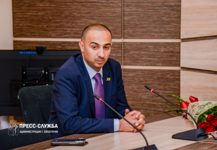 Новым главой Евпатории стал Виталий Оганесян