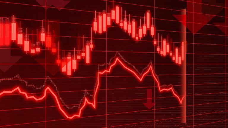 Акции «Озона» обвалились почти на 30%