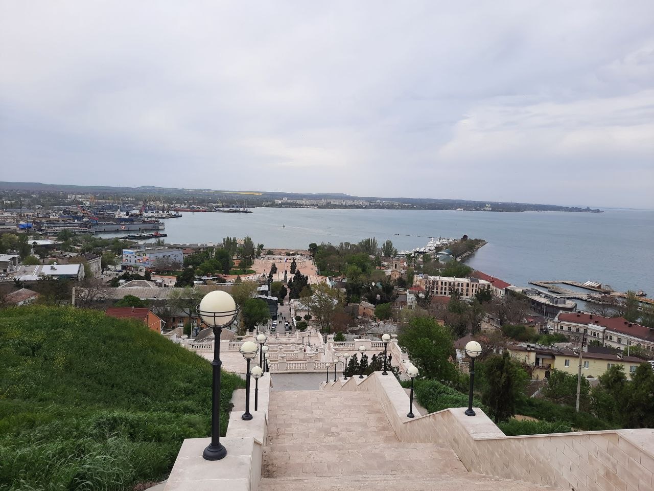 В Крыму расширили территории морских портов Ялта и Керчь