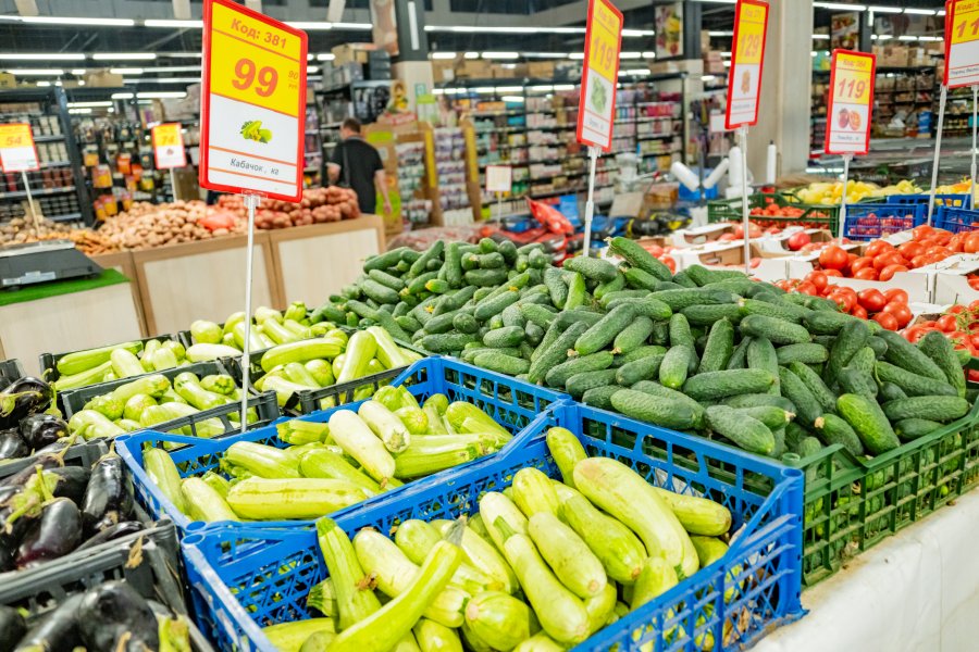 В Севастополе зафиксировано снижение цен на социально значимые продукты питания