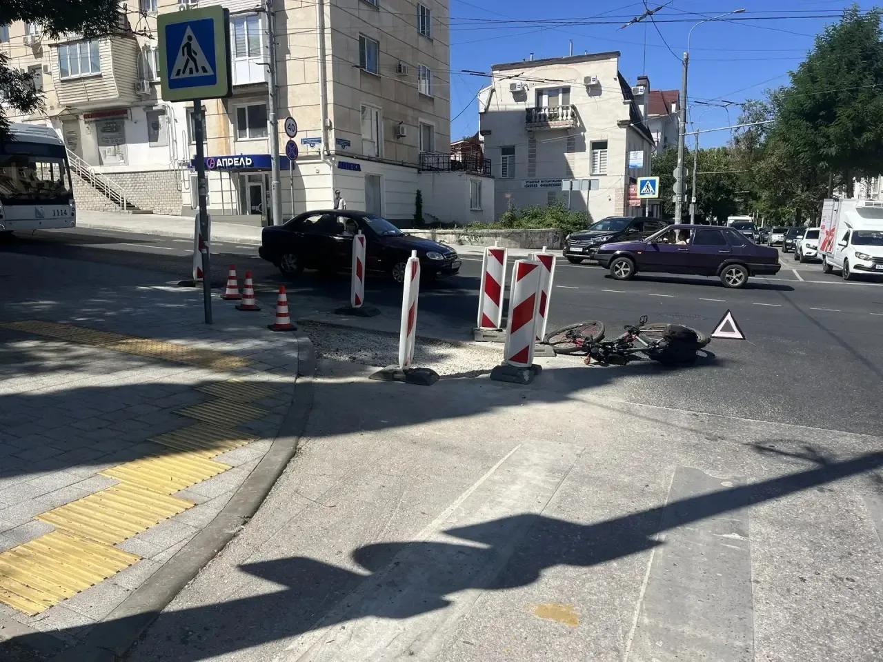 В Севастополе в результате ДТП пострадал велосипедист