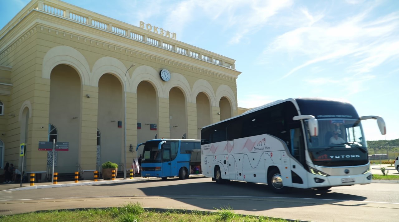 Для пассажиров поездов «Таврия» запускают стыковочные автобусы от Керчи до Севастополя