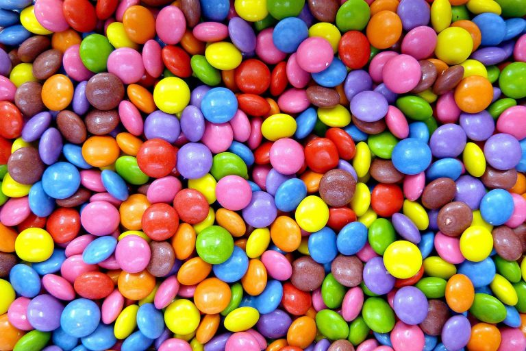 В России обсуждают введение акцизов на конфеты до 100 рублей за килограмм