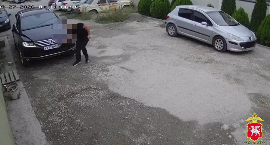 В Крыму 19-летний лихач на кроссовере с поддельными номерами устроил погоню